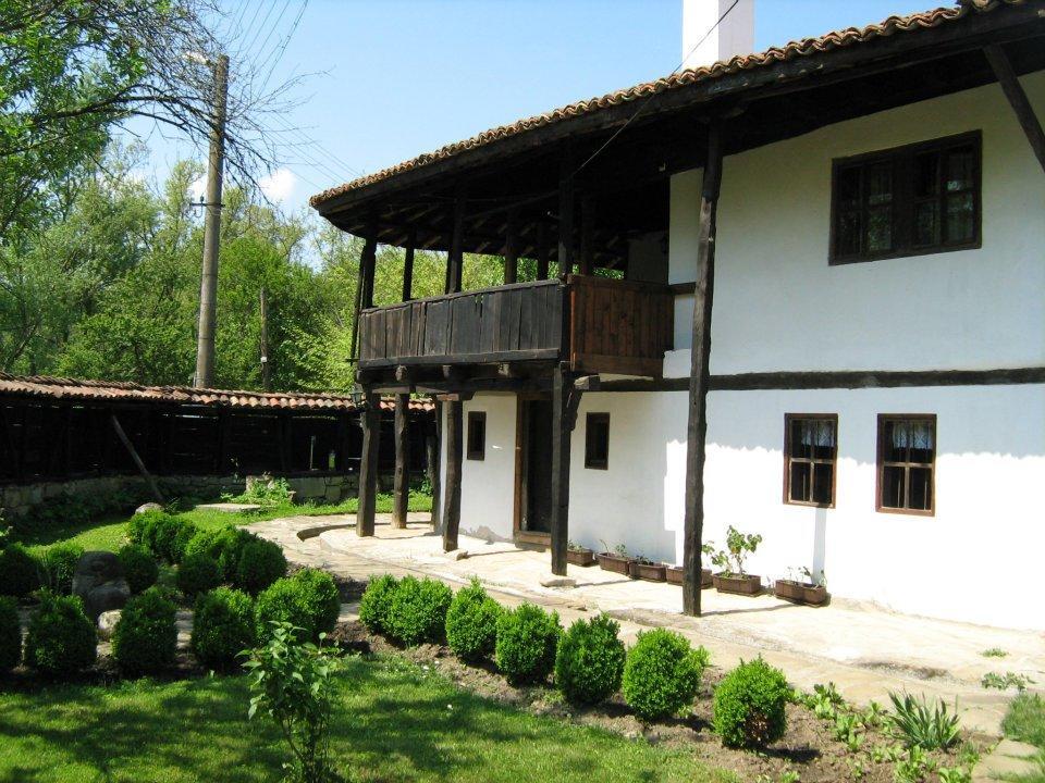 Hotel Ecopark Elena Exterior foto